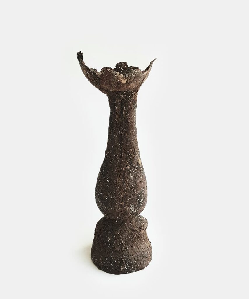 pieza artesania biomateria marron
